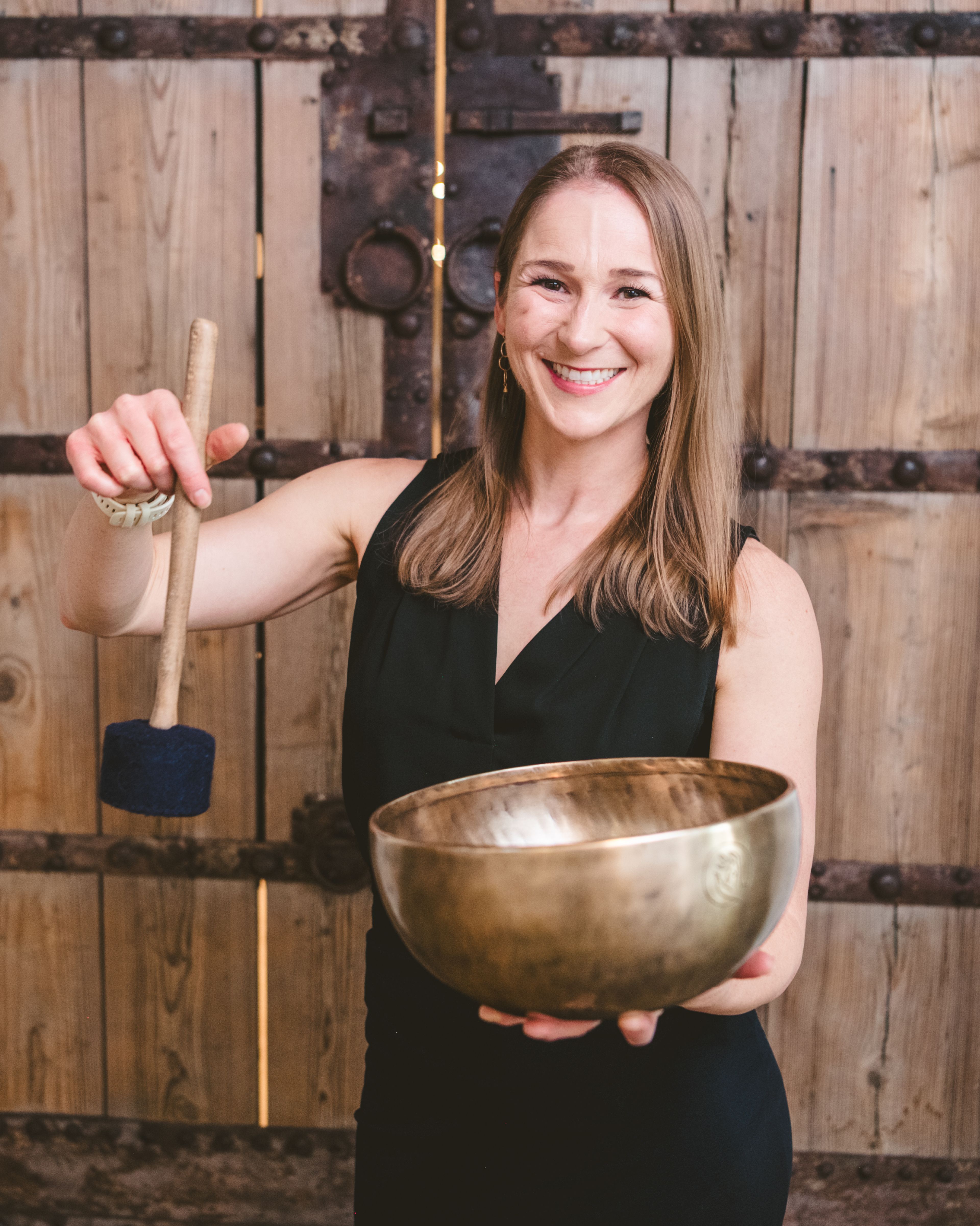 Liz Adriano welcomes you to Incendify's online professional development courses for mindset and mind-body optimization